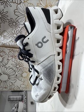 On Running Cloud X 3 Ivory Lightweight Mesh Sneakers in White & blak. 60. 98697